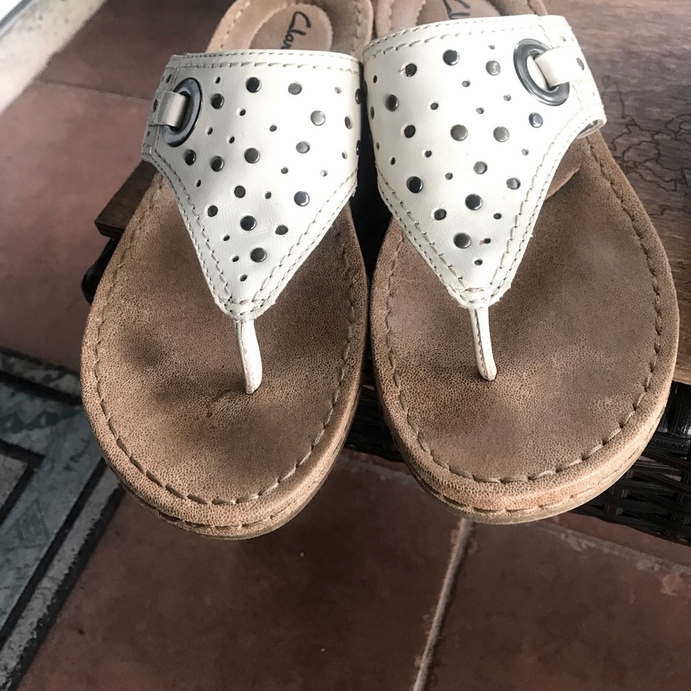 SALE: CLARKS Flip Flop Sandal